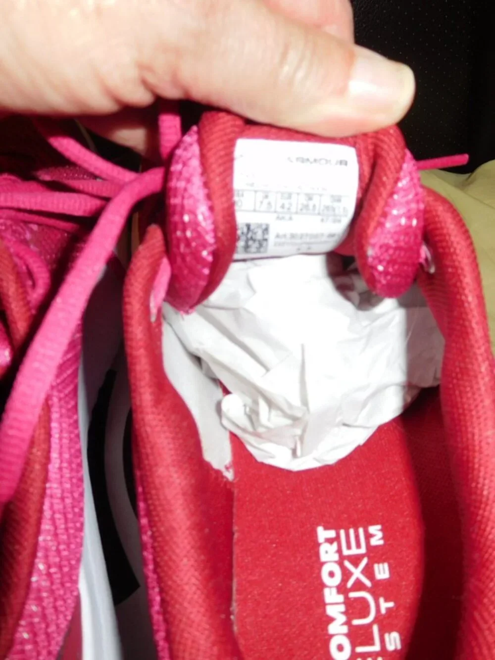 Under Armour excellent like